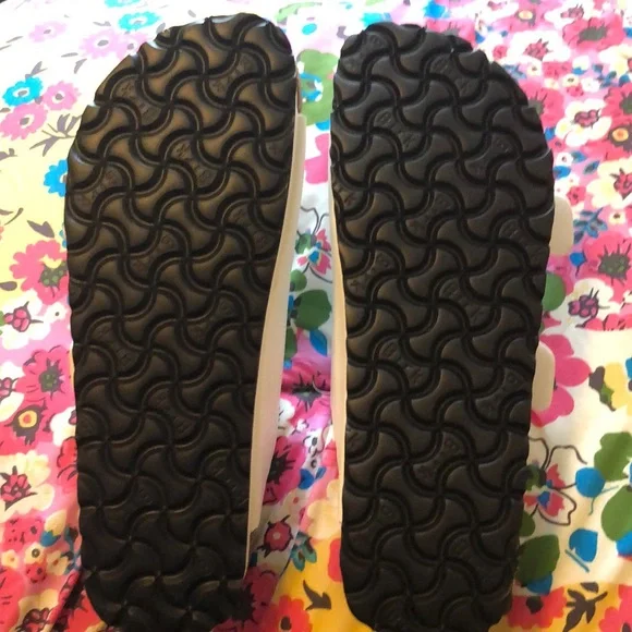 Birkenstock White Sandals with Adjustable Straps - Picture 3 of 5